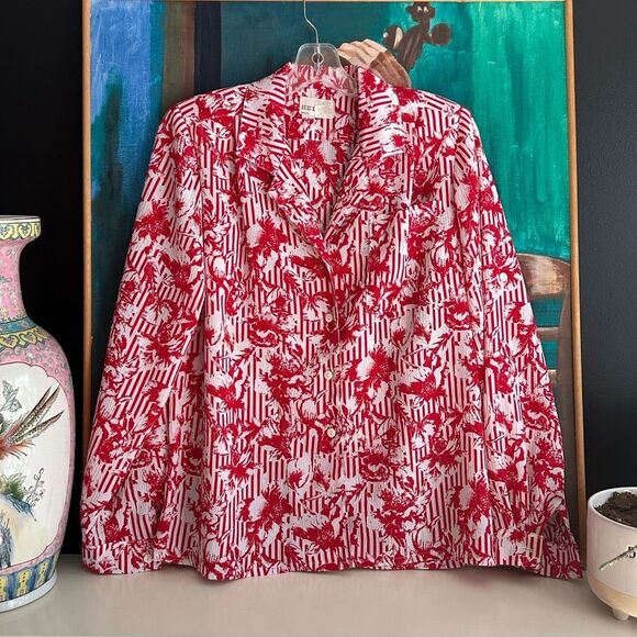 Helena Red and White Patterned Blouse 8 - Picture 5 of 12